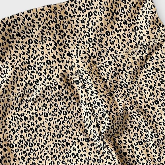 BP NWOT ANIMAL PRINT PULL ON ATHLETIC BIKE SHORTS TAN BLACK XS - Picture 5 of 9